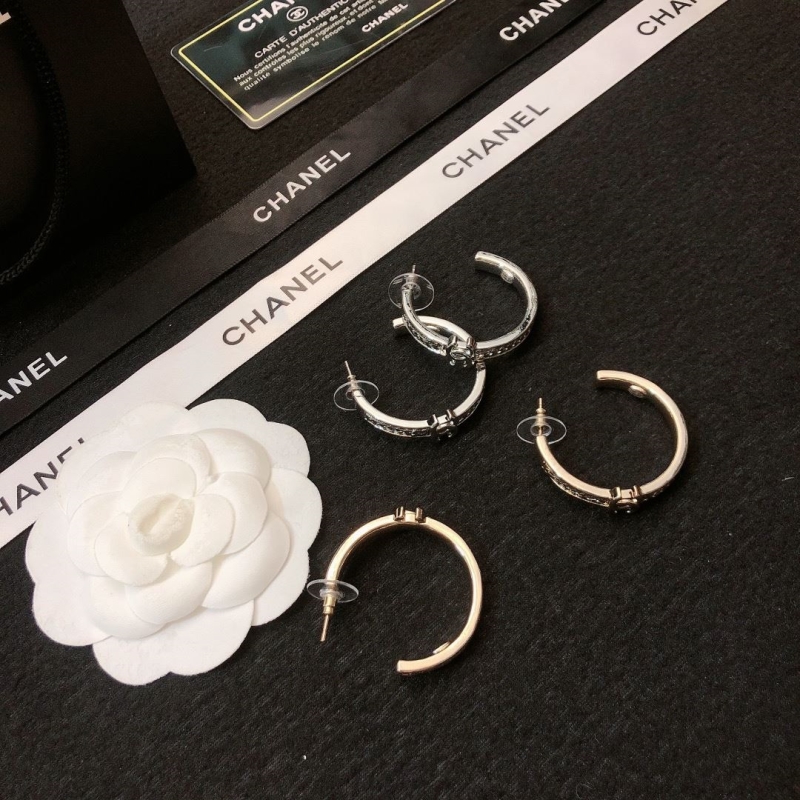 Ch**el earrings